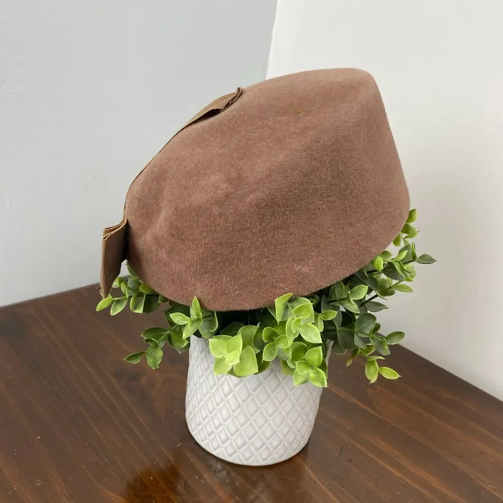 Vintage Carson Prairie Scott Brown Peachbloom Brown Velour Beret Hat Medium Bow - Picture 2 of 8